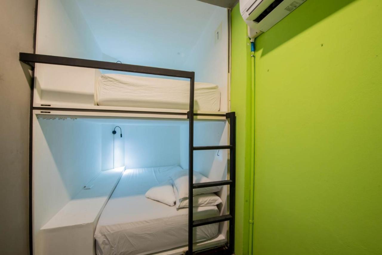 Elixir Hostel バンコク都 エクステリア 写真